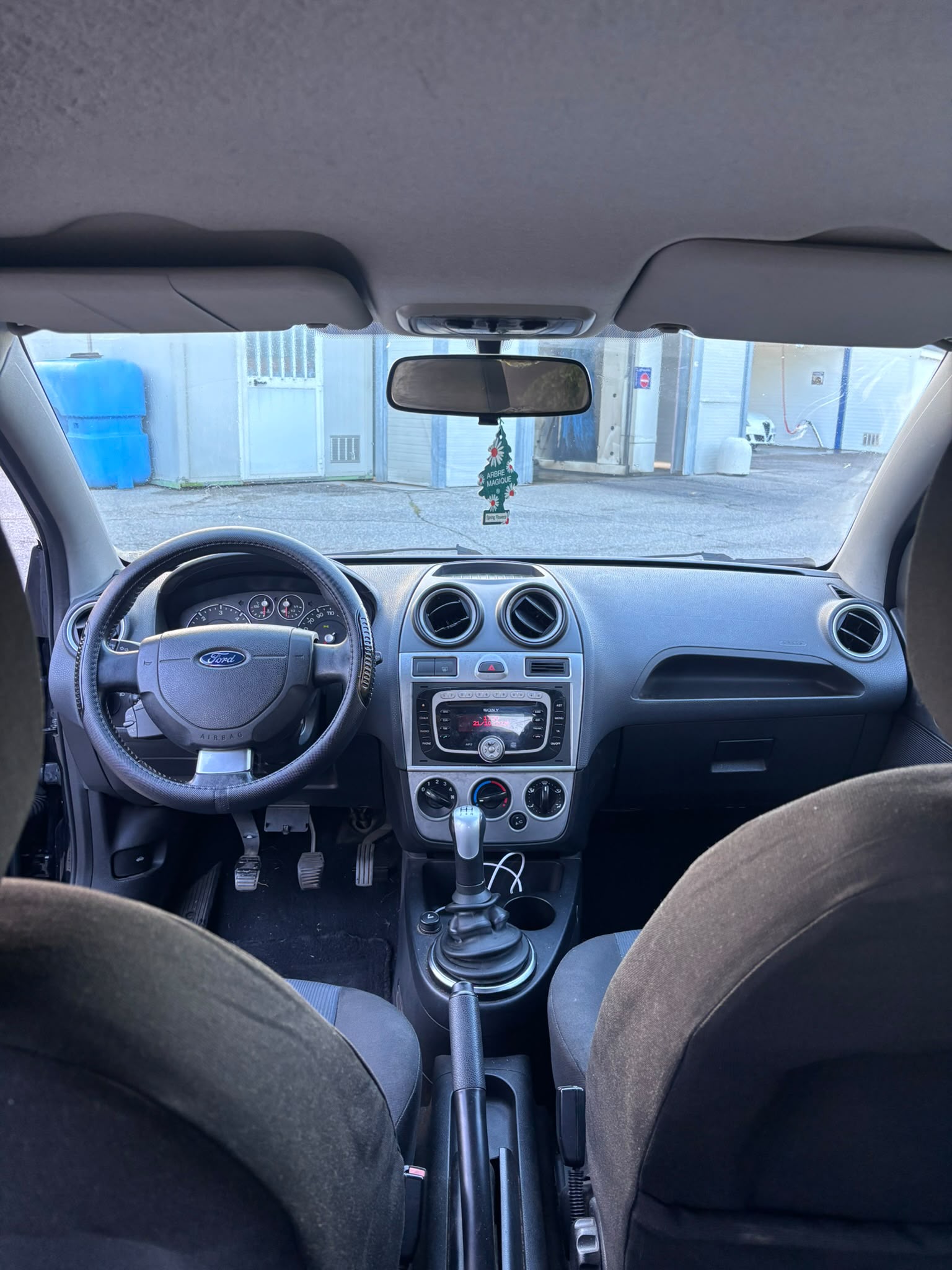 Ford Fiesta — foto 8